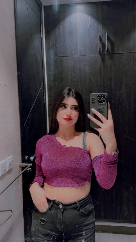 elite escort in Lahore